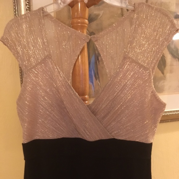 Gorgeous Gold & Black Dress - Picture 1 of 7